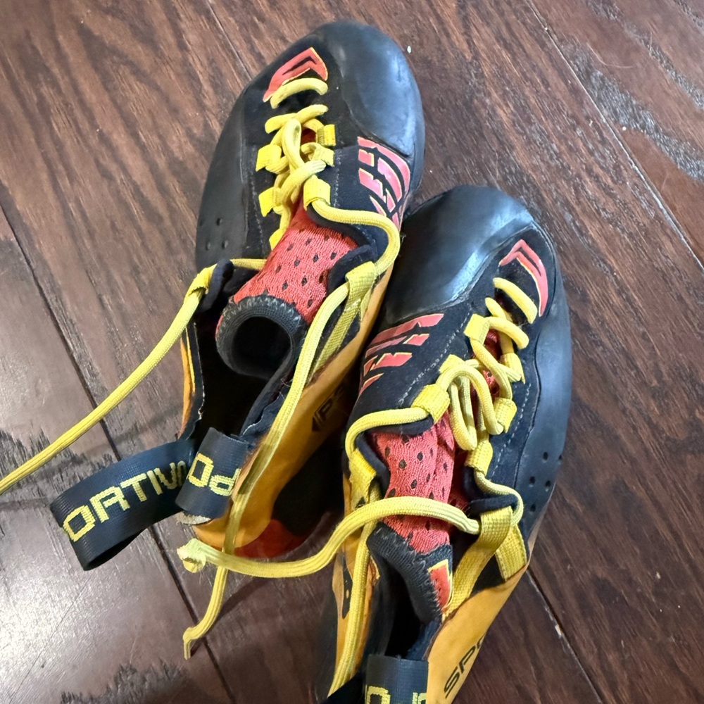 Women’s La Sportiva Genius, Climbing, Shoes - image 1